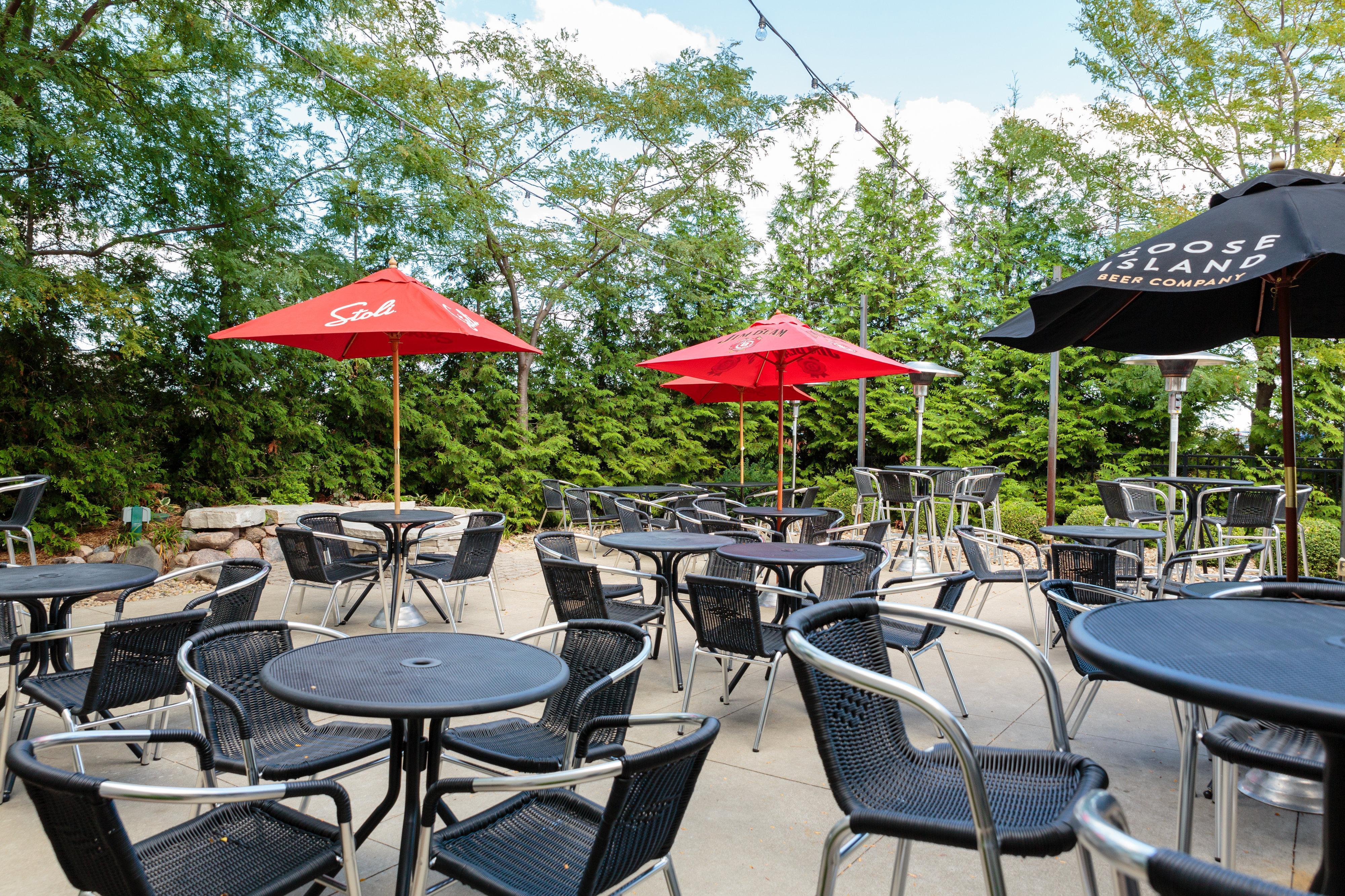 Holiday Inn Hotel & Suites Bloomington Airport By Ihg Exterior photo
